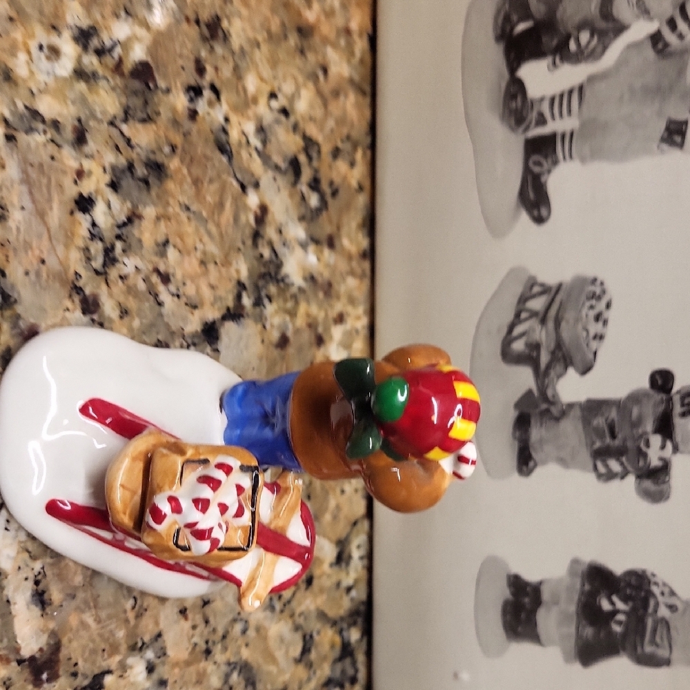 Dept 56 - Snow Village - "Kids, Candy Canes & Ronald McDonald - Picture 7 of 10